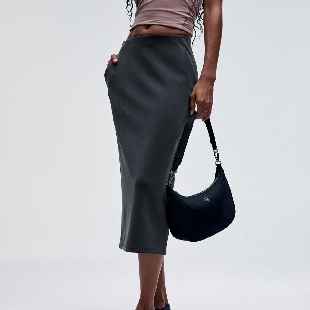 Lululemon Athletica Black Pencil Skirt - NWT Softstreme HR Midi Skirt size 4